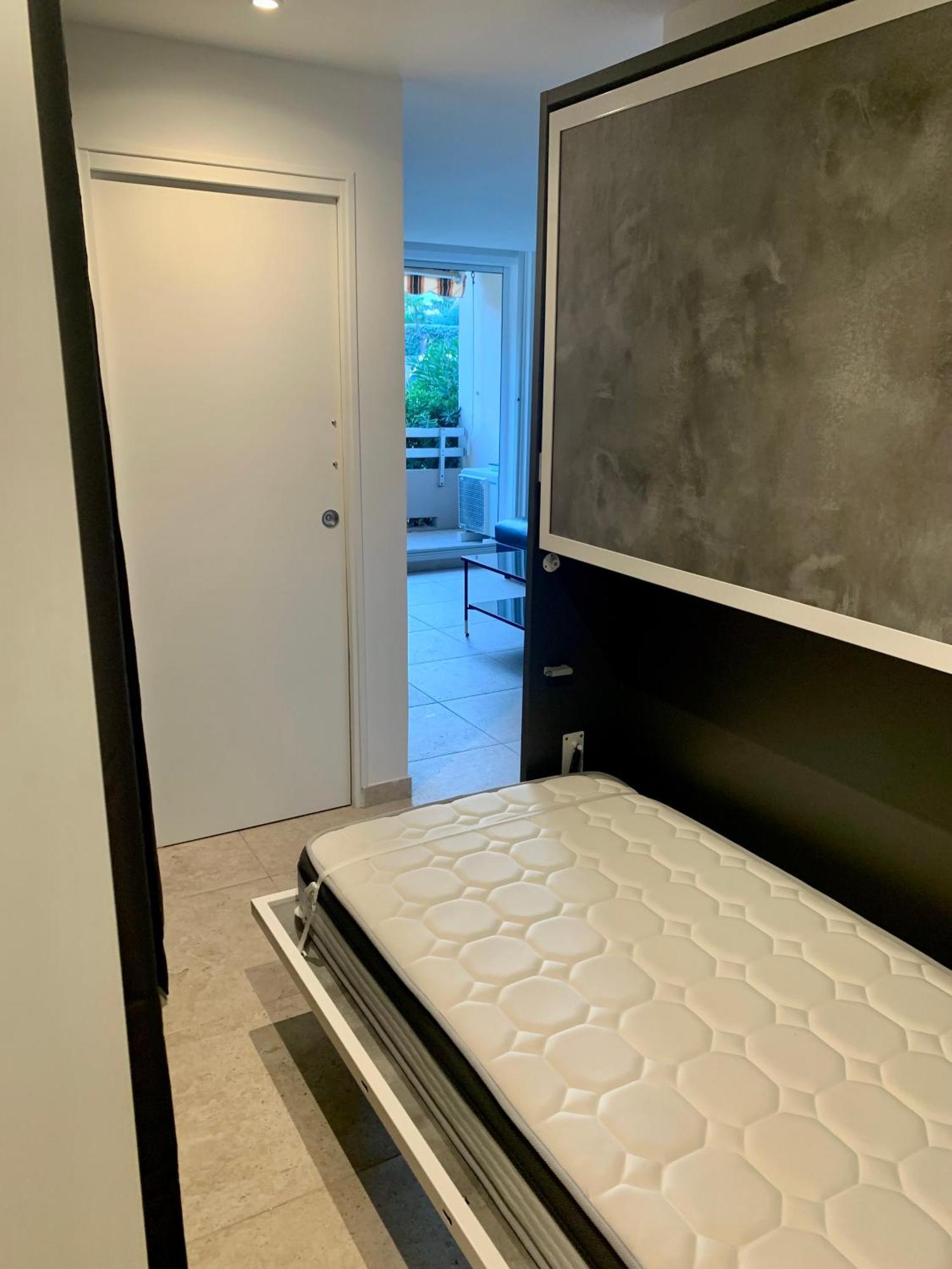 Grand Studio Standing Avec Terrasse Et Parking Сен Максим Екстериор снимка